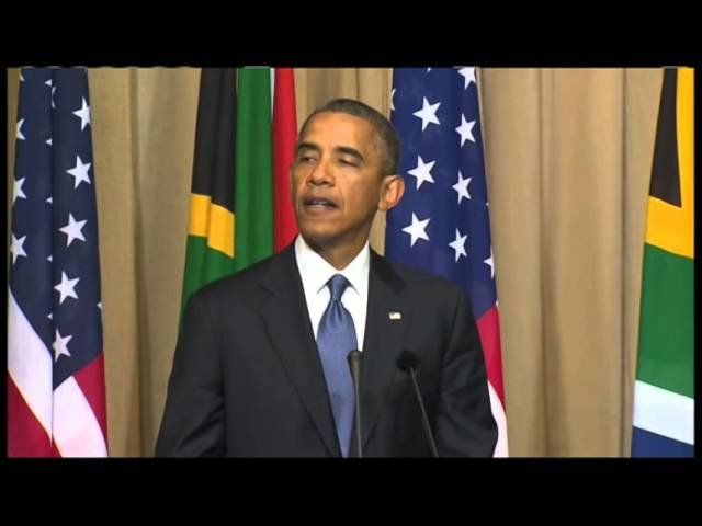 Raw: Obama greeted by Zuma in S Africa
