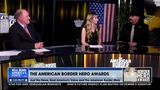 ART DEL CUETO RECEIVES MESSENGER AWARD