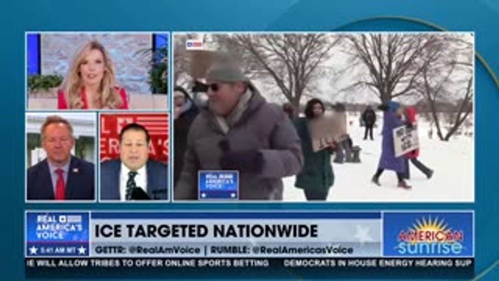 MOB SWARMS RAV CREW IN MINNEAPOLIS