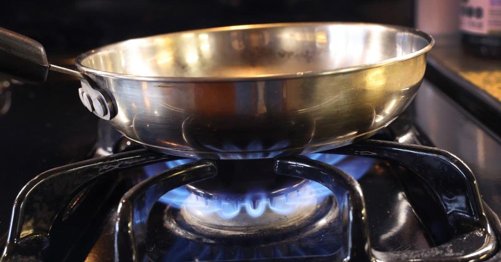 Newsom fries bill requiring tobacco-style warning labels on gas stoves