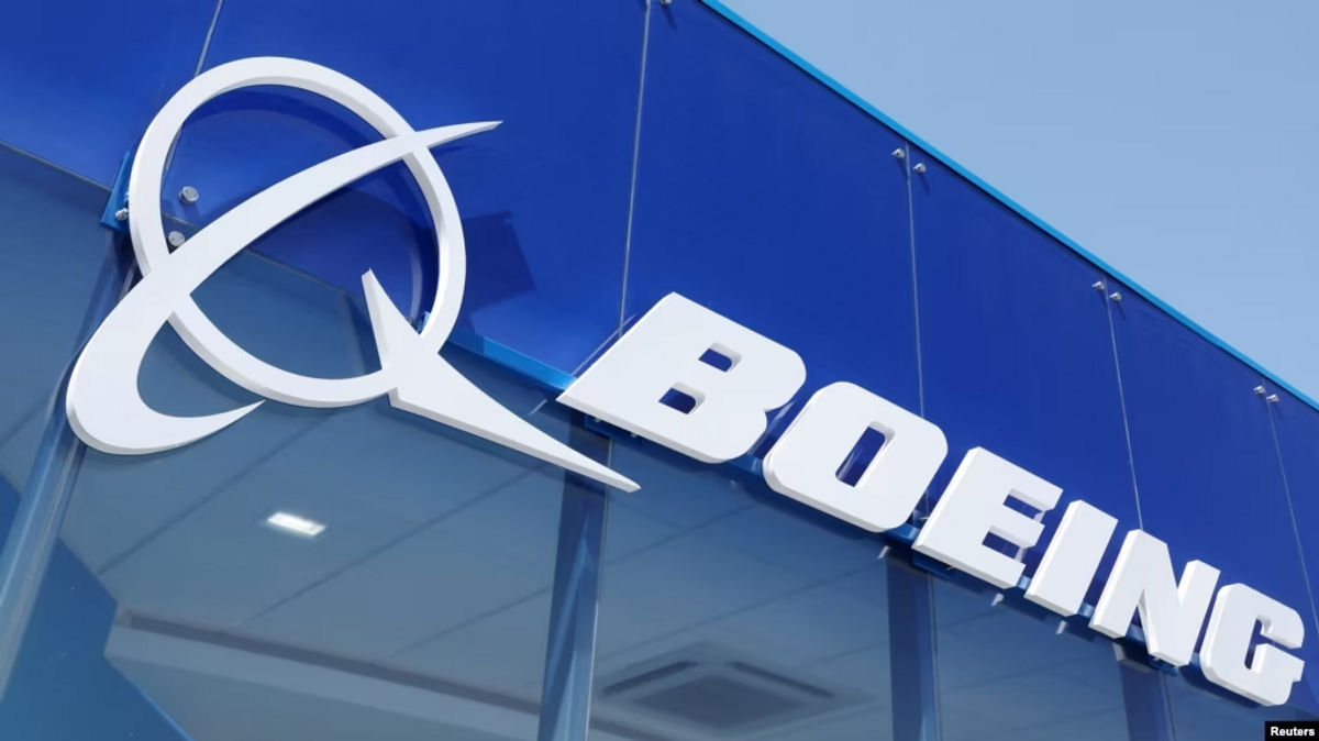 Boeing Plans to Cut About 2,000 Finance, HR Jobs in 2023