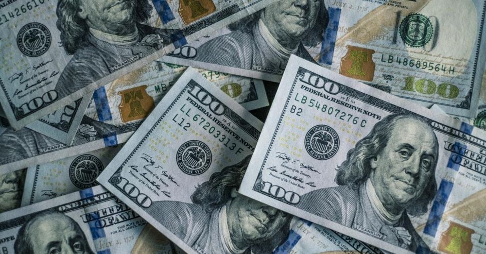 United States reaches $37 trillion in debt