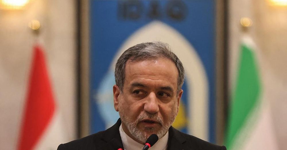 Iran regime attacks Bahrain and Kuwait after U.S. strikes, issues warning