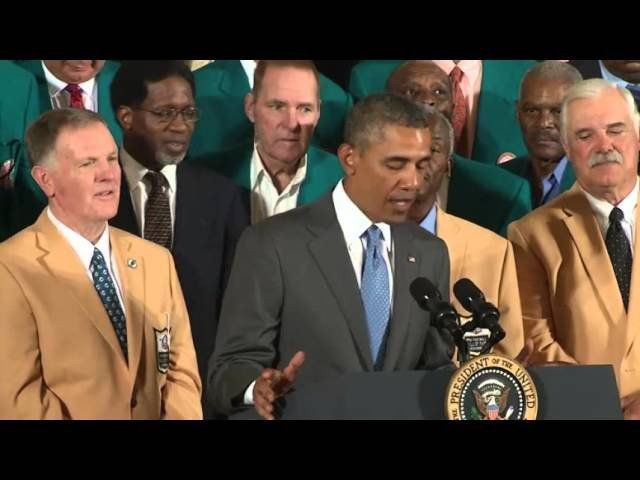 Obama jokes with ’72 Dolphins at White House