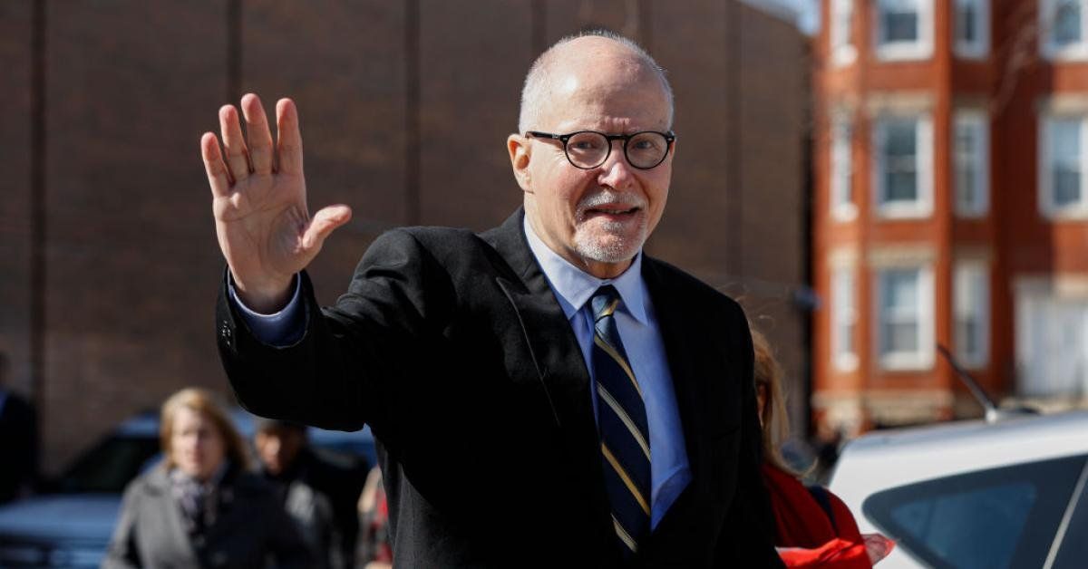 Paul Vallas projected to make Chicago mayor runoff, Lightfoot trails in bid to keep office