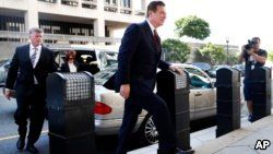 Paul Manafort arrives at federal court, June 15, 2018, in Washington.