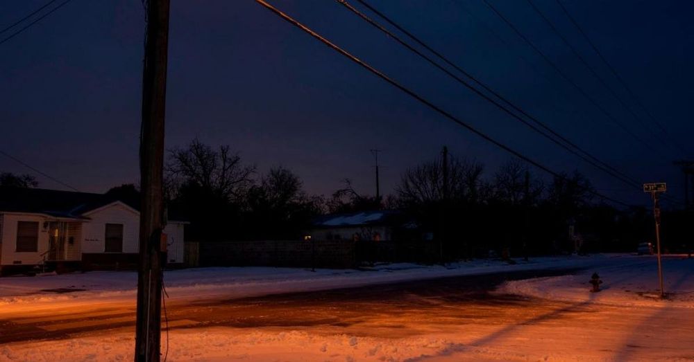 Power outages drop below 1 million in Texas, but deadly cold heads East causing more problems