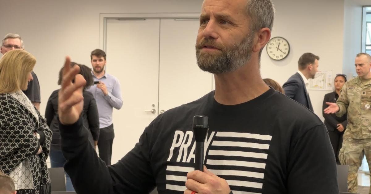 Kirk Cameron welcomes critics at his library events as 'opportunity' to change their mind - Real America's Voice News