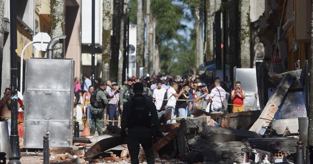 7.4-magnitude earthquake hits western Colombia, leaving at least 77 dead