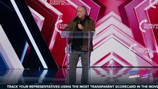 BANNON HOLDS NOTHING BACK ON BEN SHAPIRO - 12-19-25