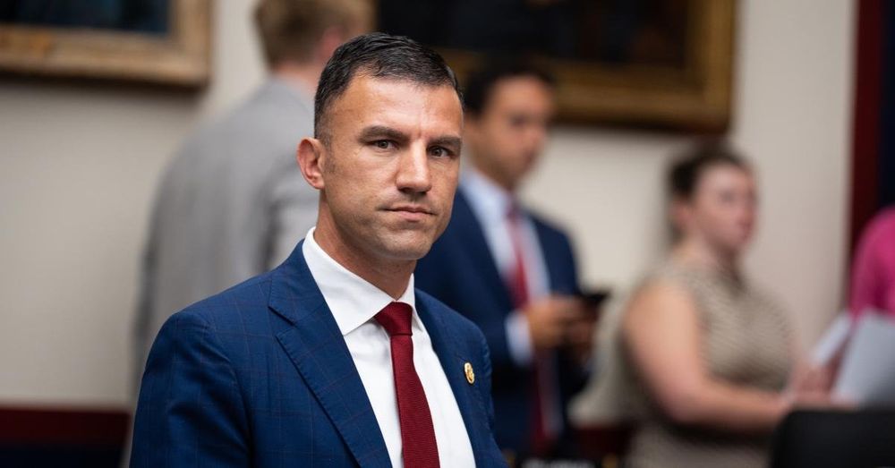 Rep Yakym introduces bill that would keep workers on strike from getting unemployment benefits
