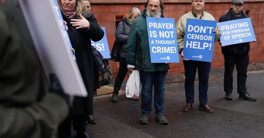 Thought crimes? UK law blocking protesters from abortion clinics lead to arrests for silent prayer