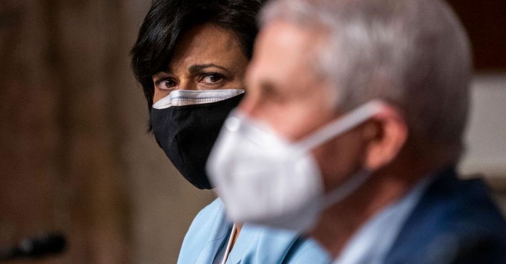 Texts show Fauci, surgeon general, CDC chief worried about miscarriage after 2nd COVID vaccine dose