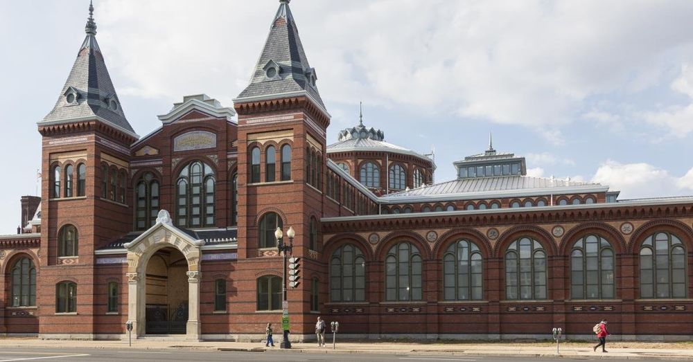 White House begins reviewing Smithsonian exhibits ahead of 250th anniversary