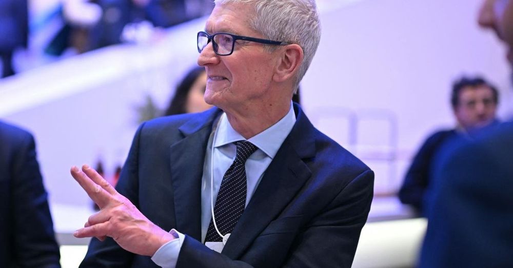 Tim Cook to resign as Apple CEO later this year