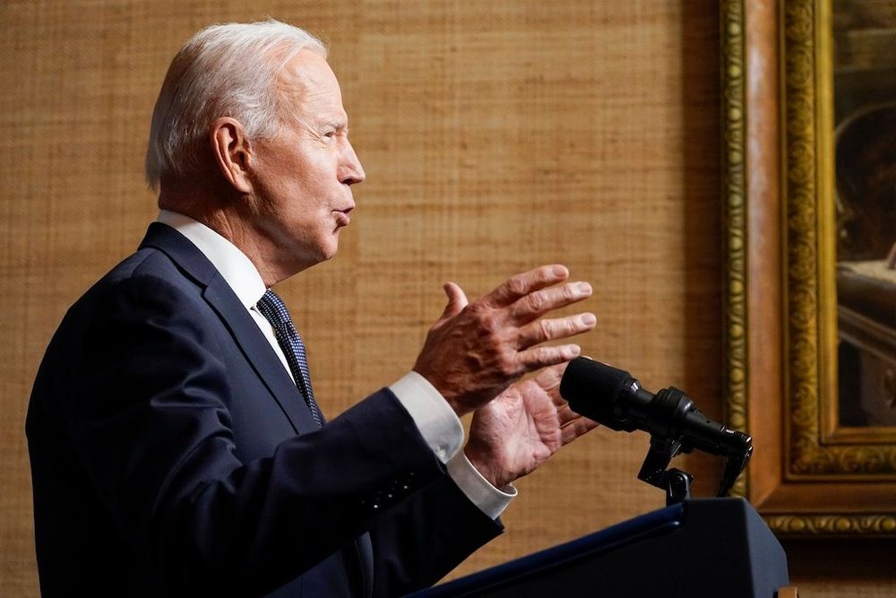 Sources: US Set to Slap New Sanctions on Russian Officials as Soon as Thursday