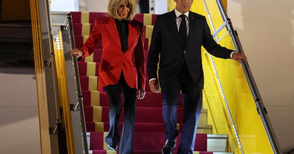 As Palace intrigue continues about what happened on Macrons' flight, it's just known as 'Le Slap'