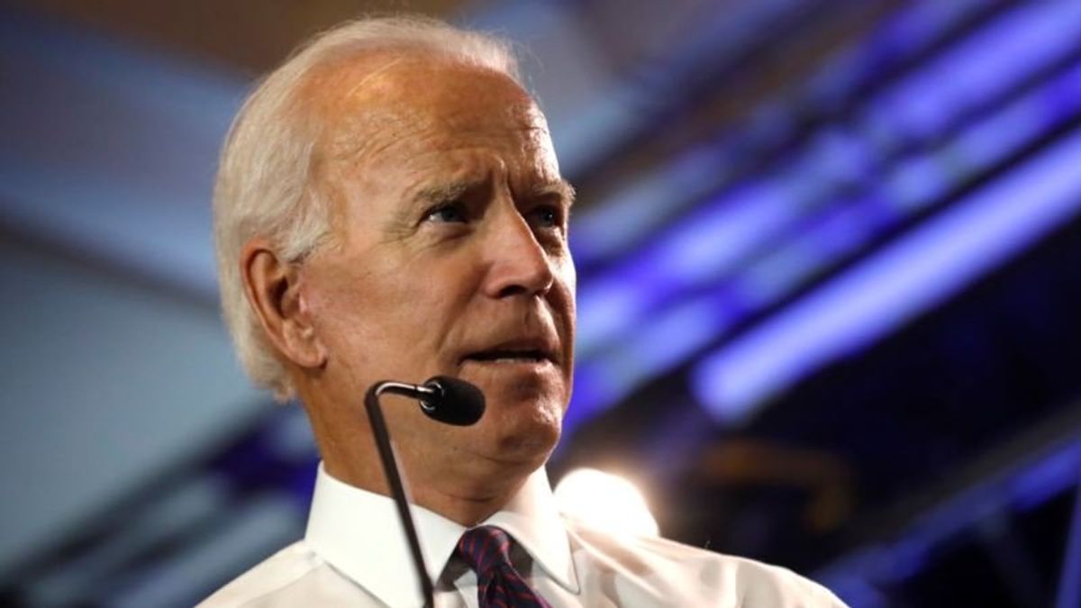 Biden Stays Visible in South Carolina, Backs More Candidates