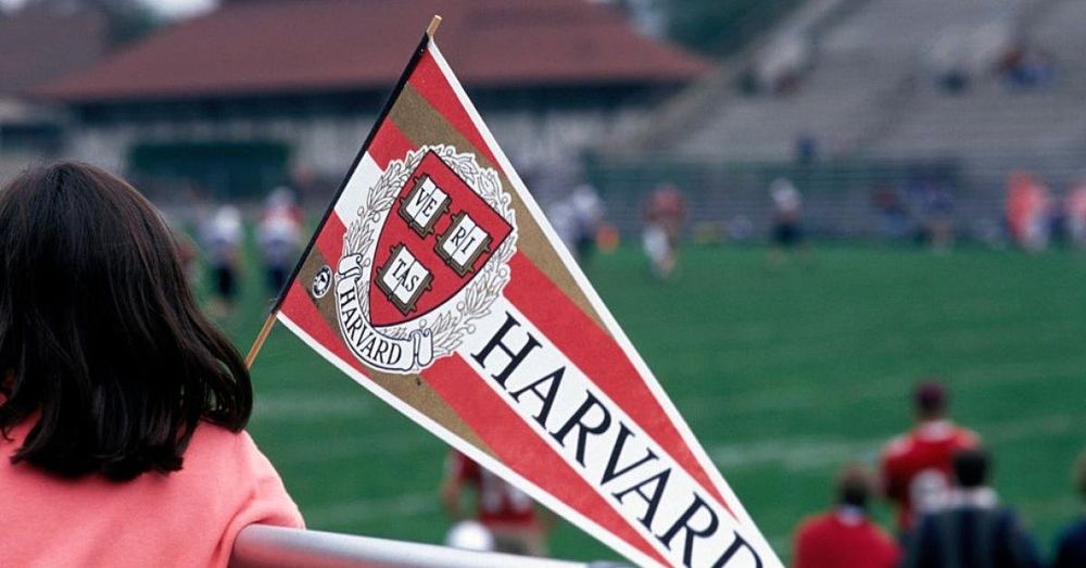 Trump to take away Harvard's tax exempt status