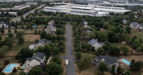 Family slows proposed Tennessee data center project