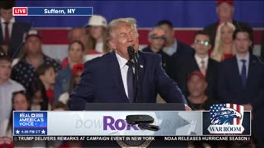 🕺 TRUMP DANCE IN NEW YORK 🕺