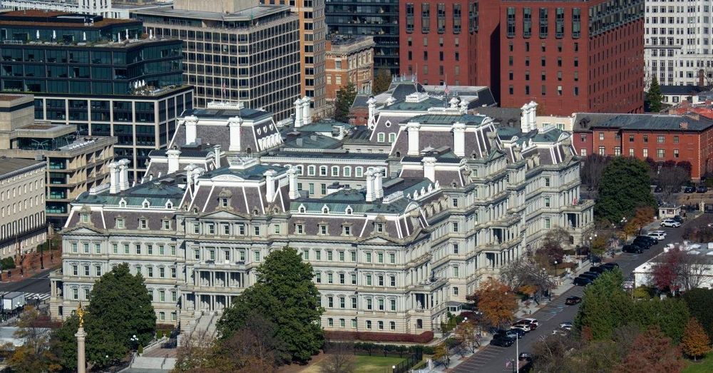 Christopher Columbus statue placed at Eisenhower Executive Office Building, near White House