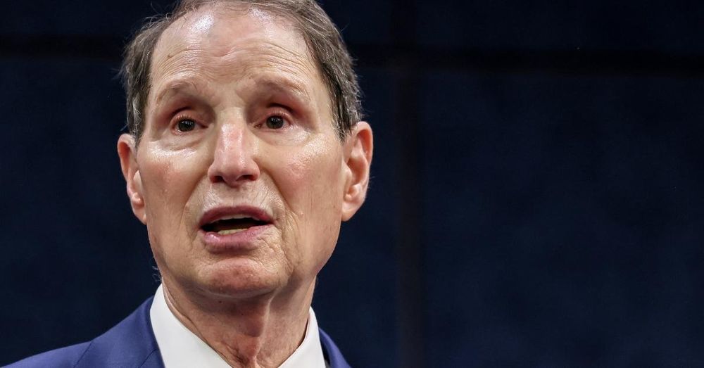 Sen. Wyden demands transparency from Trump, but took 15 months to report wife's stock deal