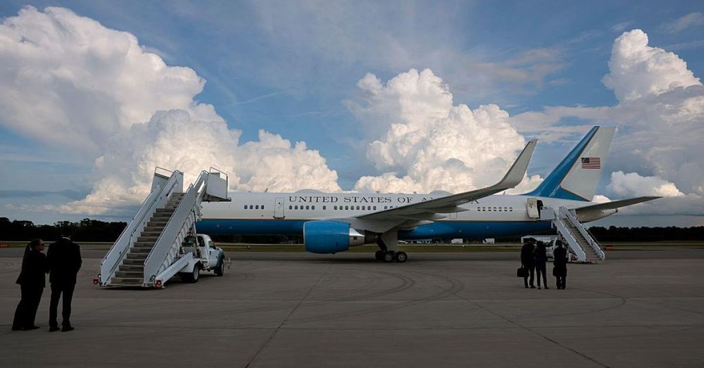Trump defends Qatar offer of free jet as temp Air Force One replacement, says deal 'transparent'