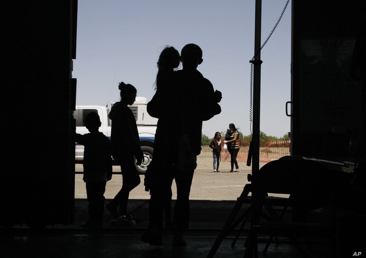 US House Passes Emergency Funding Bill for Migrant Care Crisis