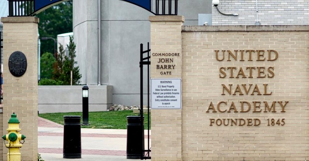 US Naval Academy student shot after mistaking officer as threat amid lockdown: report