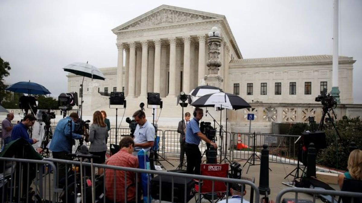 Kavanaugh Hears First Arguments as New US Supreme Court Justice