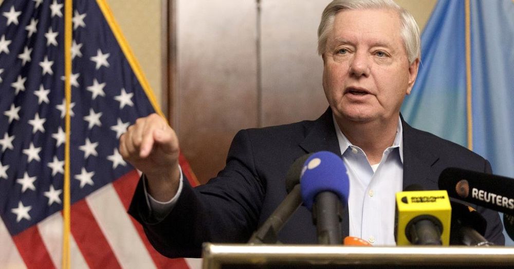Lindsey Graham slams Biden's parole in place expansion as being a 'disaster'