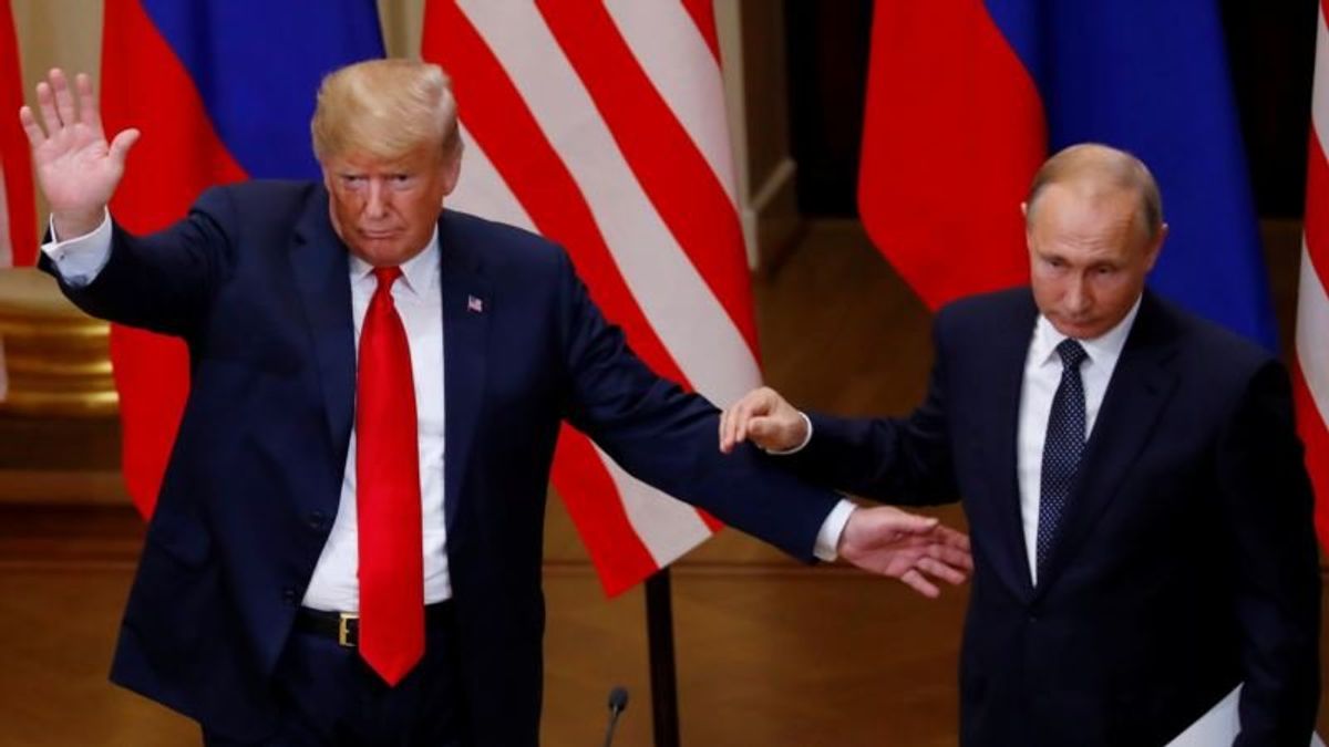 Trump Faces Wide Rebuke for Siding with Putin Over US Intelligence