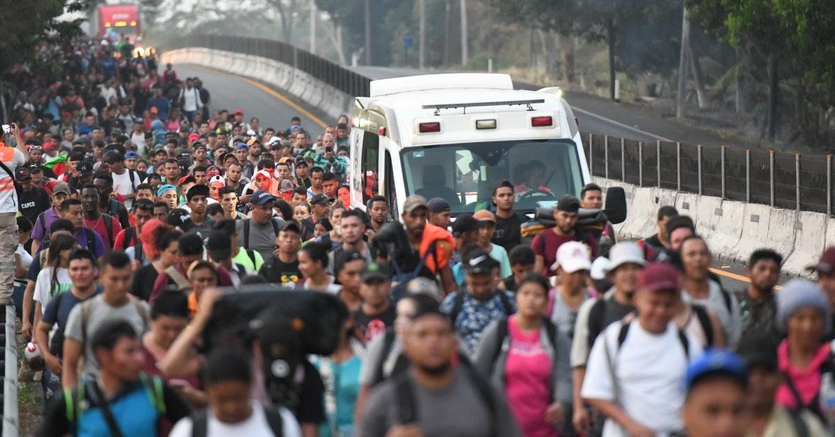 Immigration becomes #1 issue for voters amid border surge: poll - Real America's Voice News