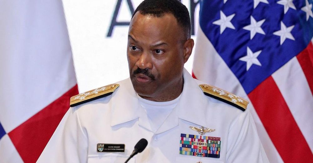 Admiral overseeing US Southern Command, which includes forces in the Caribbean, retiring