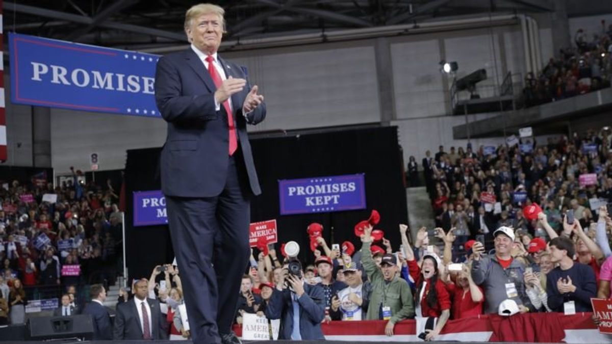 Trump Hails Kavanaugh Victory at Kansas Political Rally