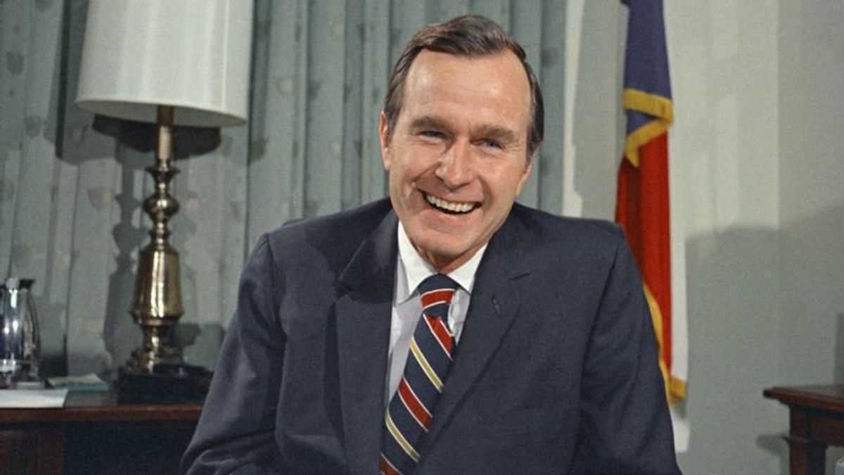 Reactions to Death of George H.W. Bush Note Legacy of Service