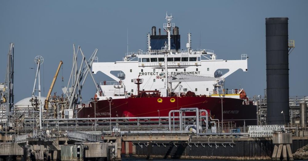 US-Venezuela oil deal could help secure American dominance if domestic shale production declines