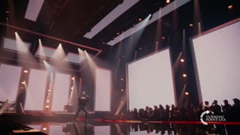 DRINKING CLASS - LEE BRICE