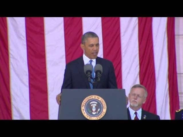 President Obama honors fallen soldiers at Arlington