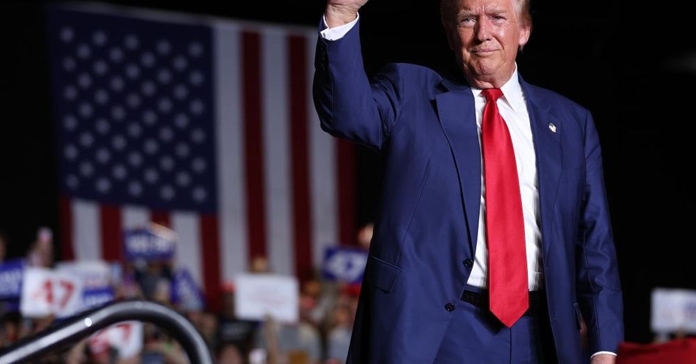 Trump up 27 points over Harris with Teamsters members: Union poll