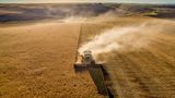 Lawmakers push to ban China from buying U.S. farmland