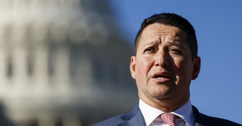 Gonzales rejects resignation calls as scandal mounts, primary enters home stretch