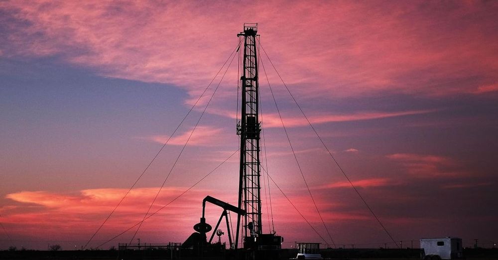 Texas oil and natural gas industry sets third new production record in 2023