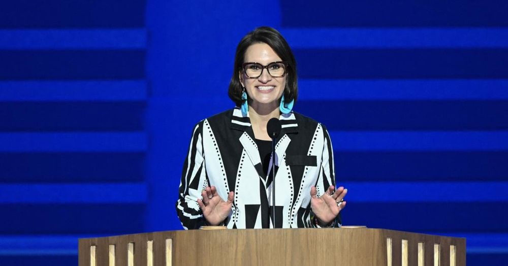 Minnesota Democratic lieutenant governor, Senate candidate Flanagan wearing hijab sparks backlash