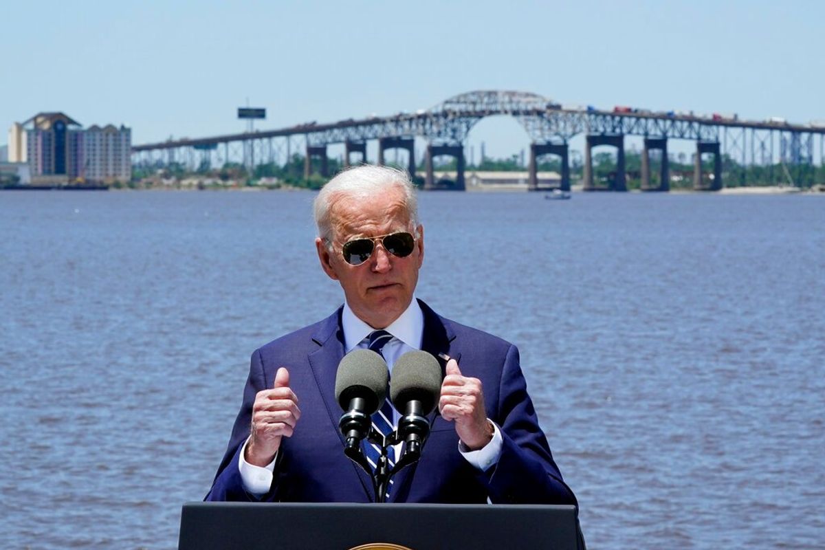 Biden, in Louisiana, Tries to Bridge Troubled Waters