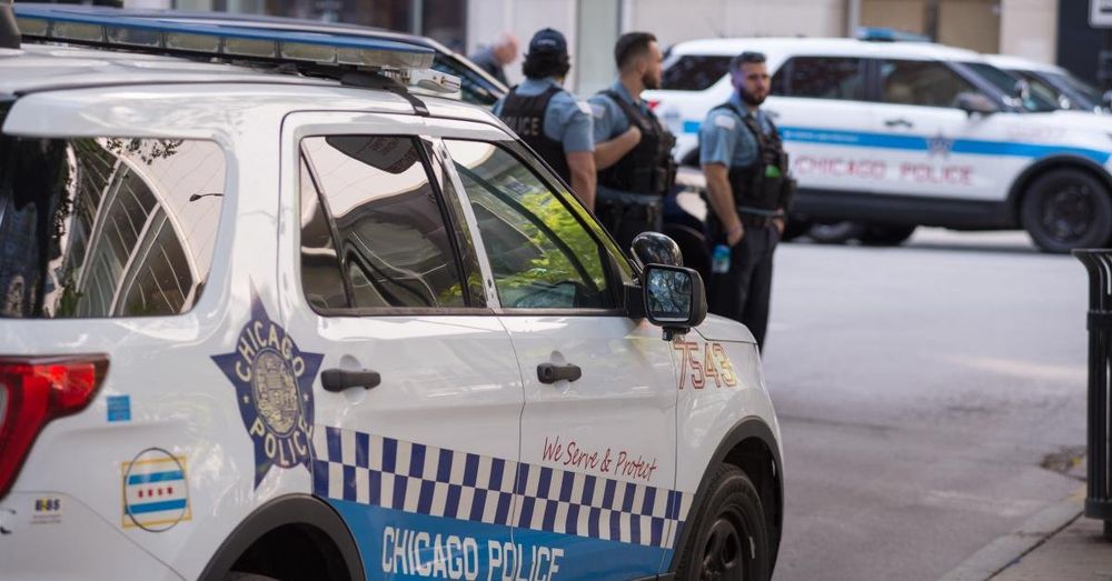 Chicago shootings over Juneteenth weekend leave 7 dead and 39 injured, prompting Trump response