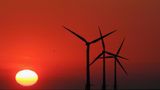 Trump greenlights NY offshore wind project with Gov Hochul, opponents file lawsuits to stop deal