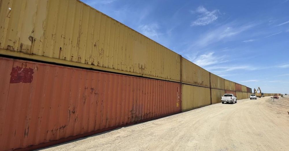 Border wall contracts granted to company with history of scandals