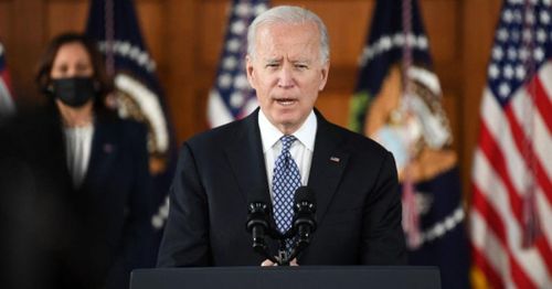 Biden holds first call with Ukrainian president as concerns grow over Russian military presence